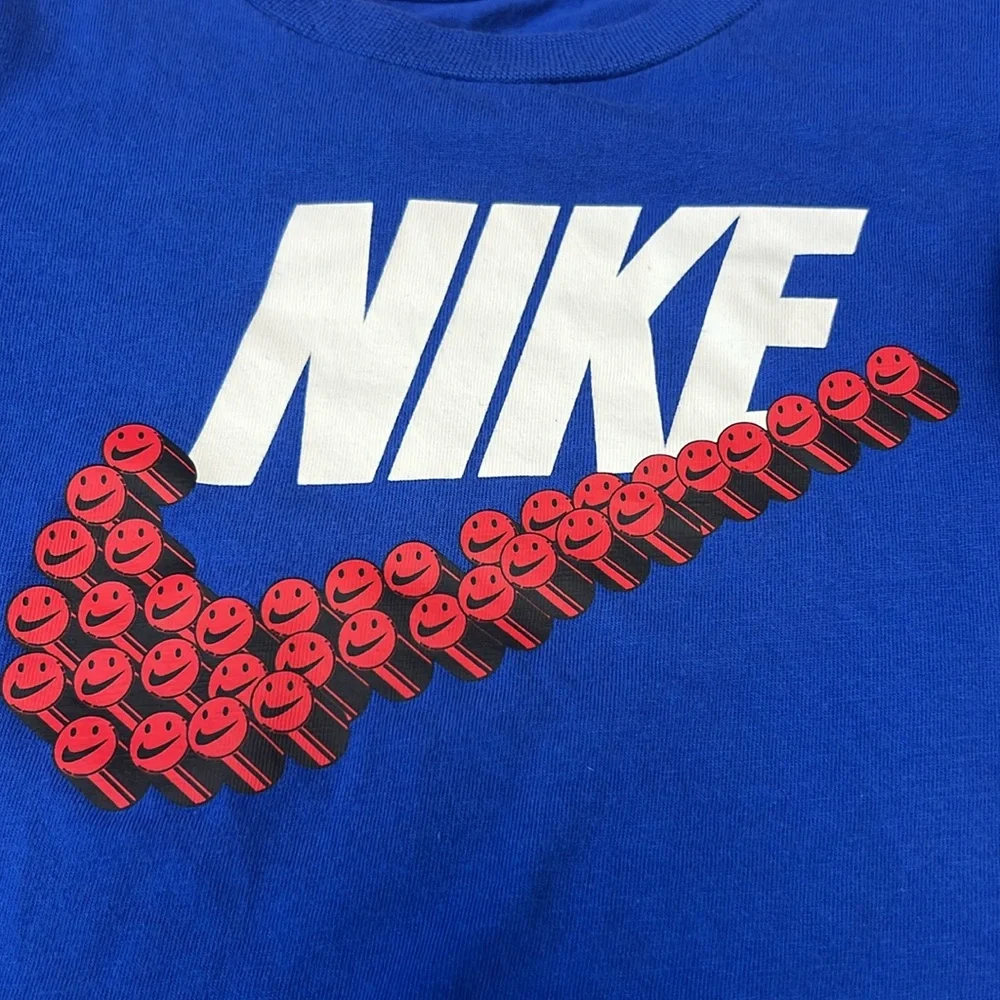 Nike‎ T-shirt